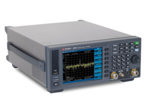 N9322C Spectrum analyser (BSA), 9kHz-7GHz, with tracking generator
